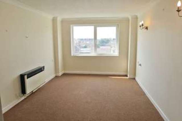  Image of 1 bedroom Retirement Property for sale in Cranfield Road Bexhill-on-Sea TN40 at 2 Cranfield Road  Bexhill-on-Sea, TN40 1PZ