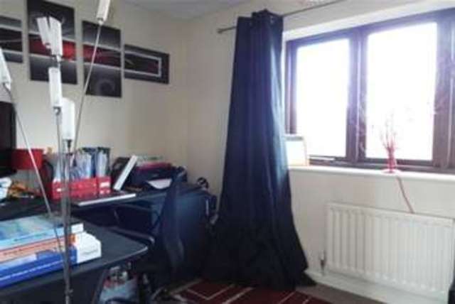  Image of 2 bedroom Semi-Detached house to rent in Homestead Avenue Wall Meadow Worcester WR4 at Worcester, WR4 0DA
