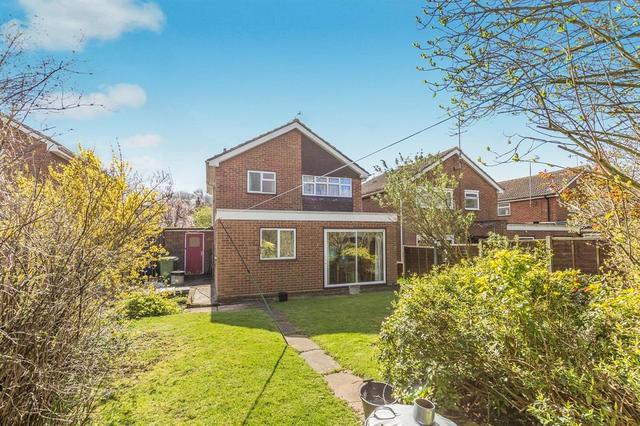  Image of 3 bedroom Detached house for sale in Hornbeams Bricket Wood St. Albans AL2 at Hornbeams Bricket Wood St. Albans, AL2 3SP
