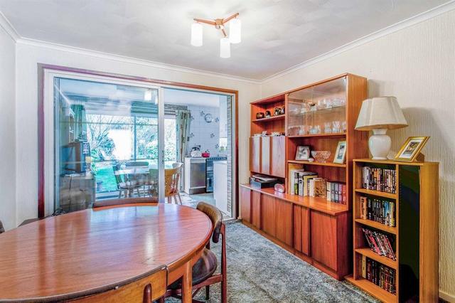  Image of 3 bedroom Detached house for sale in Hornbeams Bricket Wood St. Albans AL2 at Hornbeams Bricket Wood St. Albans, AL2 3SP