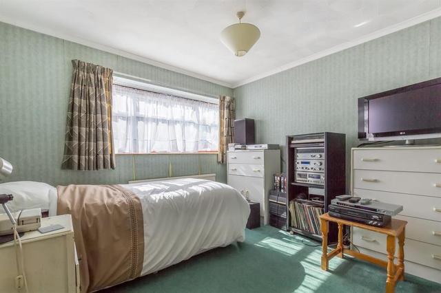  Image of 3 bedroom Detached house for sale in Hornbeams Bricket Wood St. Albans AL2 at Hornbeams Bricket Wood St. Albans, AL2 3SP