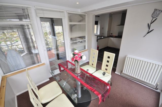  Image of 3 bedroom Bungalow to rent in Horsham Road Bexleyheath DA6 at Bexley Bexley Heath London, DA6 7HU