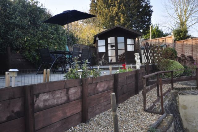  Image of 3 bedroom Bungalow to rent in Horsham Road Bexleyheath DA6 at Bexley Bexley Heath London, DA6 7HU