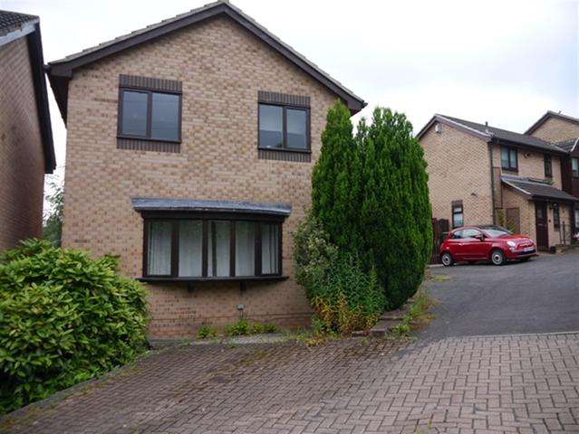  Image of 4 bedroom Detached house to rent in Horton Close Rodley Leeds LS13 at Rodley Leeds Farsley, LS13 1PJ