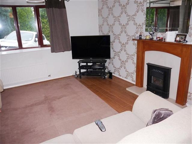  Image of 4 bedroom Detached house to rent in Horton Close Rodley Leeds LS13 at Rodley Leeds Farsley, LS13 1PJ