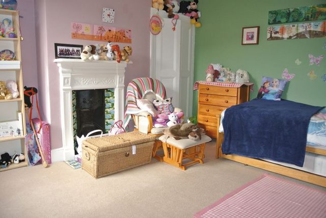  Image of 3 bedroom Terraced house for sale in Houghton Road Grantham NG31 at Houghton Road  Grantham, NG31 6JD