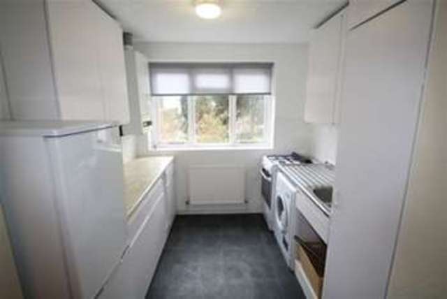  Image of Studio flat to rent in Hove Park Villas Hove BN3 at Hove, BN3 6HG