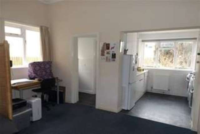  Image of Studio flat to rent in Hove Park Villas Hove BN3 at Hove, BN3 6HG