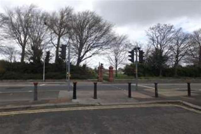  Image of Studio flat to rent in Hove Park Villas Hove BN3 at Hove, BN3 6HG