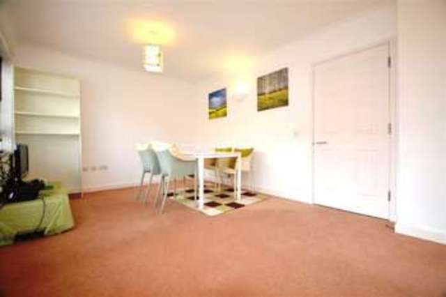  Image of 2 bedroom Apartment to rent in Nelson Grove Road London SW19 at Merton, SW19 2LJ