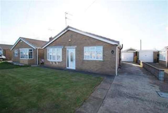  Image of 3 bedroom Bungalow for sale in Hurdman Way Ingoldmells Skegness PE25 at Skegness, PE25 1NH