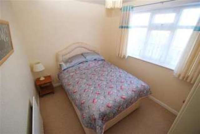  Image of 3 bedroom Bungalow for sale in Hurdman Way Ingoldmells Skegness PE25 at Skegness, PE25 1NH