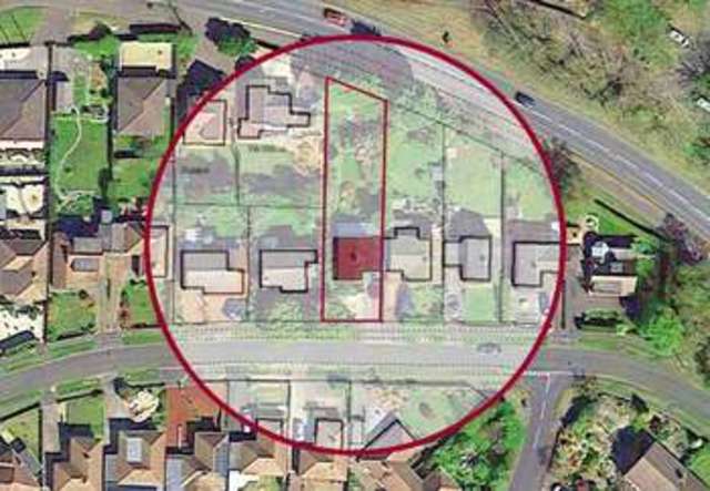  Image of 3 bedroom Detached house for sale in Malwood Road West Hythe Southampton SO45 at Malwood Road West Hythe Southampton, SO45 5DD