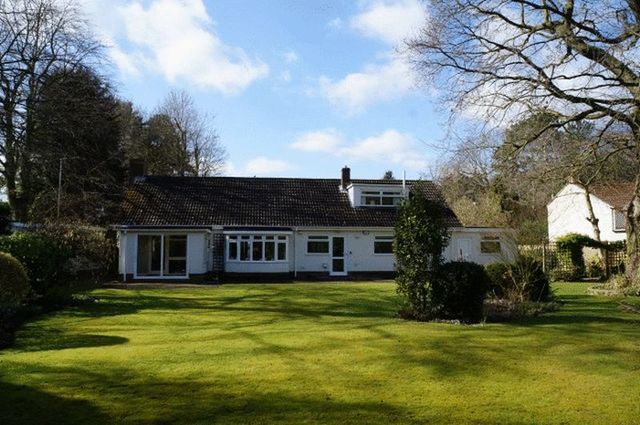  Image of 3 bedroom Detached house for sale in Iddesleigh Road Woodhall Spa LN10 at Iddesleigh Road  WOODHALL SPA, LN10 6QA