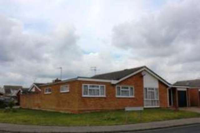  Image of 4 bedroom Bungalow for sale in Sandringham Close Ipswich IP2 at Ipswich Suffolk Chantry, IP2 9DT