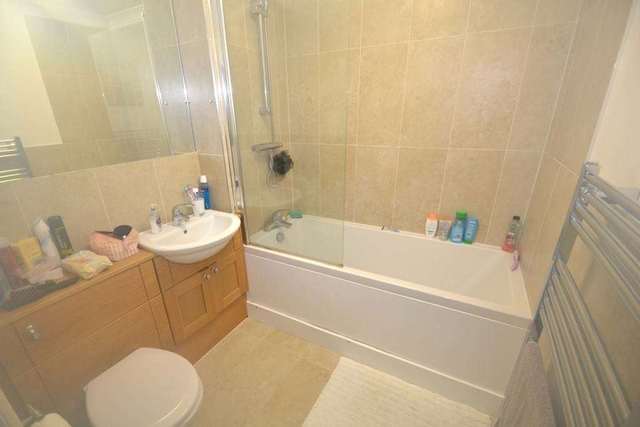  Image of 1 bedroom Apartment to rent in Diceland Road Banstead SM7 at Isabella Apartments Diceland Road Banstead, SM7 2ET