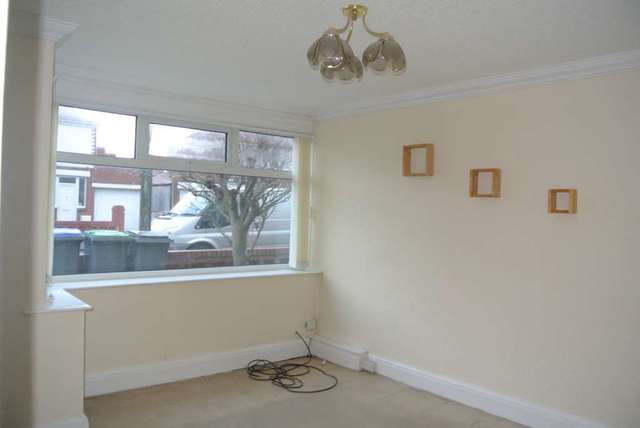  Image of 3 bedroom Terraced house to rent in Ivy Avenue Blackpool FY4 at Ivy Avenue  Blackpool, FY4 3QF