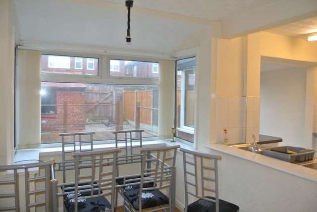  Image of 3 bedroom Terraced house to rent in Ivy Avenue Blackpool FY4 at Ivy Avenue  Blackpool, FY4 3QF