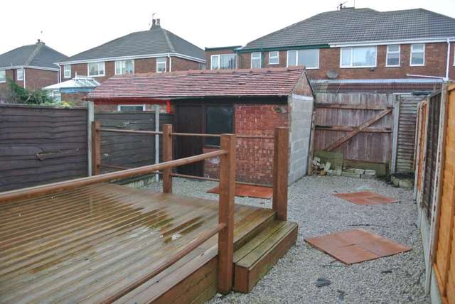  Image of 3 bedroom Terraced house to rent in Ivy Avenue Blackpool FY4 at Ivy Avenue  Blackpool, FY4 3QF