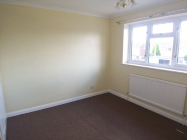  Image of 3 bedroom End of Terrace to rent in Jackdaw Close Shoeburyness Southend-on-Sea SS3 at Jackdaw Close Shoeburyness Southend On Sea, SS3 9YQ