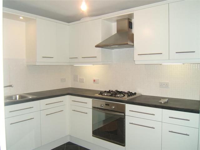  Image of 2 bedroom Flat to rent in James Short Park Falkirk FK1 at Falkirk Town Falkirk Falkirk, FK1 5EB