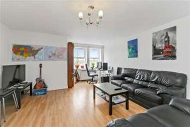  Image of 2 bedroom Flat to rent in John Archer Way London SW18 at London, SW18 2TS