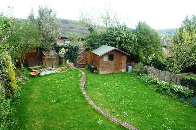  Image of 4 bedroom Detached house to rent in Kendalls Close High Wycombe HP13 at High Wycombe, HP13 7NN