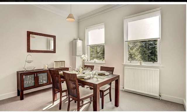  Image of 2 bedroom Apartment to rent in Lexham Gardens London W8 at Lexham Gardens Kensington London, W8 5JH