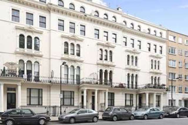  Image of Studio flat for sale in Kensington Gardens Square London W2 at Kensington Gardens Square  London, W2 4DG
