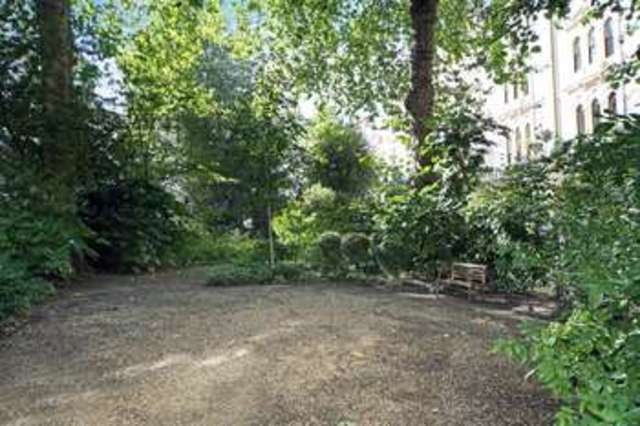  Image of Studio flat for sale in Kensington Gardens Square London W2 at Kensington Gardens Square  London, W2 4DG