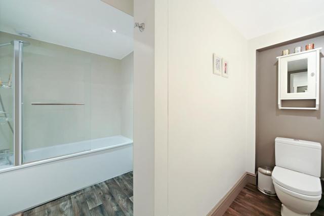  Image of Studio flat for sale in Kensington Gardens Square London W2 at Kensington Gardens Square  London, W2 4DG
