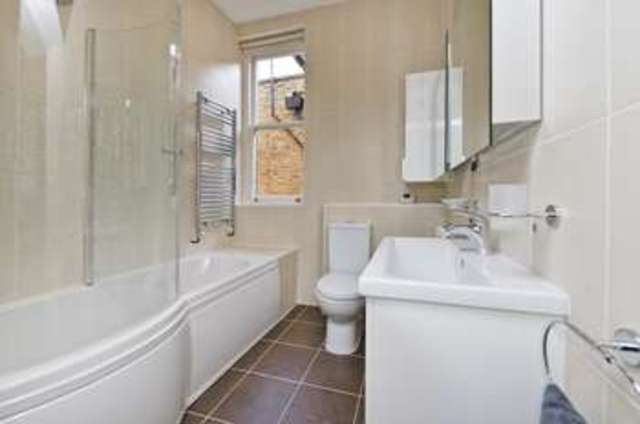  Image of 2 bedroom Flat to rent in Trebovir Road London SW5 at Kensington Mansions  Trebovir Road, SW5 9TQ