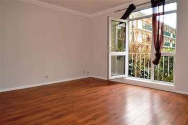  Image of Studio flat for sale in Inner Park Road London SW19 at Wimbledon Park, SW19 6DU