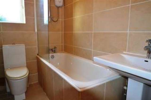  Image of Studio flat for sale in Inner Park Road London SW19 at Wimbledon Park, SW19 6DU
