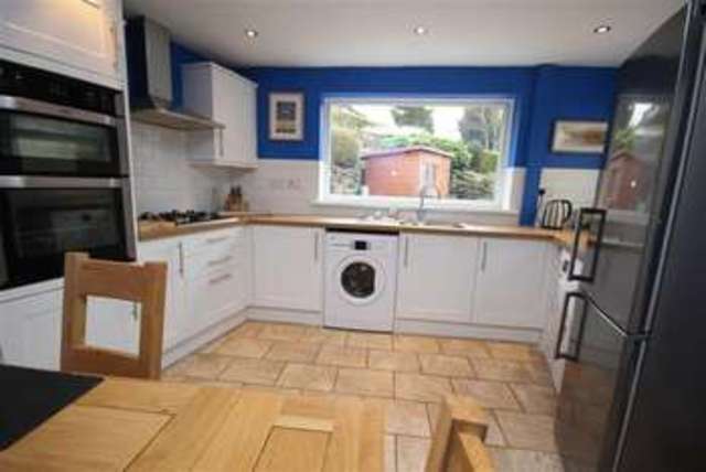  Image of 2 bedroom Property for sale in Kiln Lane Milnrow Rochdale OL16 at Kiln Lane Milnrow Milnrow, OL16 3JF