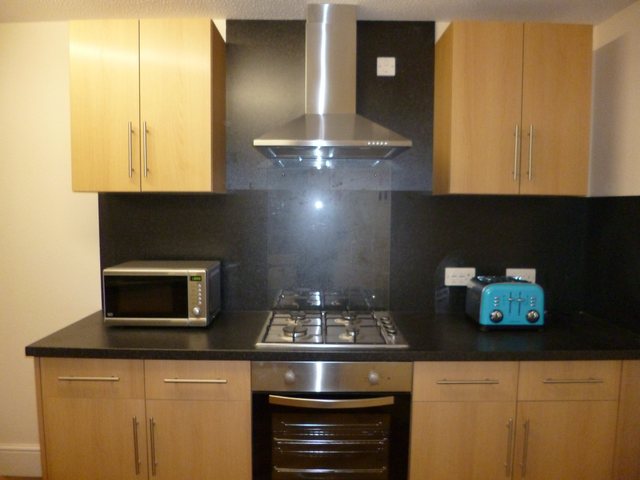  Image of 5 bedroom Detached house to rent in King Street Treforest Pontypridd CF37 at Treforest Pontypridd Glyntaff, CF37 1RP