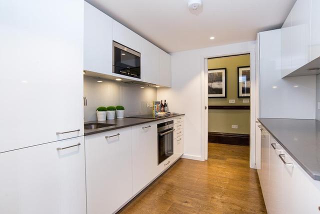  Image of Studio flat to rent in Kings Road London SW3 at Chelsea  London, SW3 5ED
