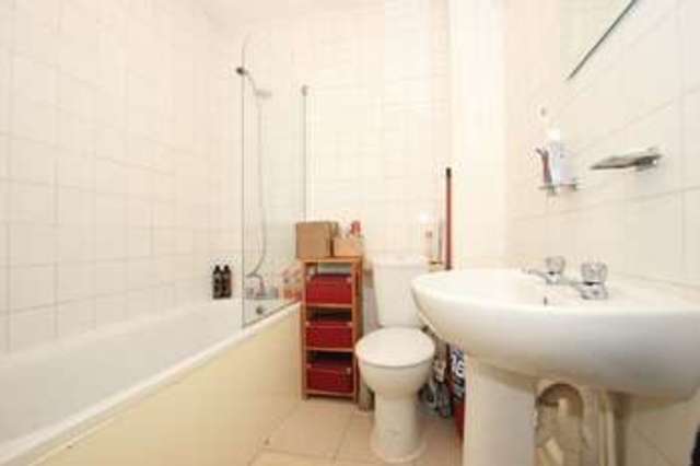  Image of 1 bedroom Flat to rent in Kingsland Road London E2 at Kingsland Road  London, E2 8EB
