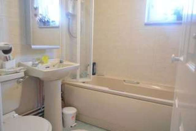  Image of 1 bedroom Flat for sale in Kirtleton Avenue Weymouth DT4 at Kirtleton Avenue  Weymouth, DT4 7PT