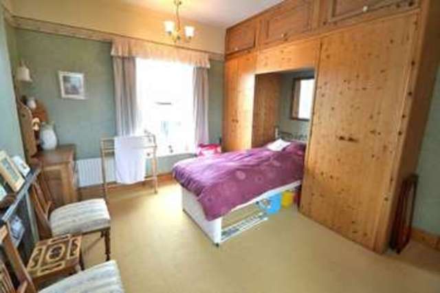  Image of 3 bedroom Detached house for sale in Lakeside Avenue Long Eaton Nottingham NG10 at Lakeside Avenue  Sawley, NG10 3GJ