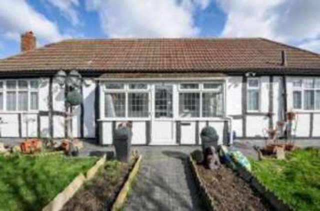  Image of 2 bedroom Bungalow for sale in Lakeswood Road Petts Wood Orpington BR5 at Petts Wood Orpington Petts Wood, BR5 1BJ