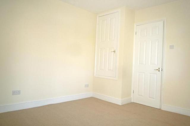  Image of 1 bedroom Flat to rent in Lanercost Road Crawley RH11 at Southgate Crawley, RH11 8YA