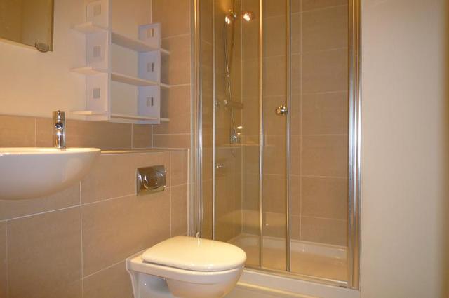  Image of 2 bedroom Flat to rent in Langley Park Road Sutton SM2 at 47 Langley Park Road  Sutton, SM2 5EP
