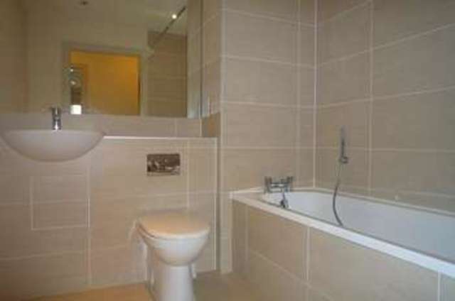  Image of 2 bedroom Flat to rent in Langley Park Road Sutton SM2 at 47 Langley Park Road  Sutton, SM2 5EP