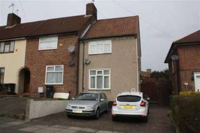  Image of 2 bedroom Property for sale in Launcelot Road Downham Bromley BR1 at Launcelot Rd Downham Downham, BR1 5DR