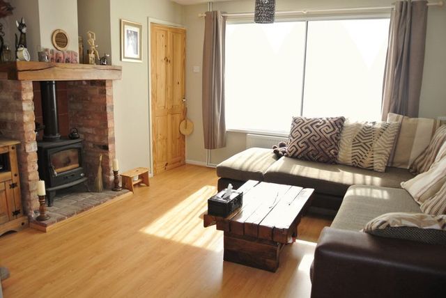  Image of 2 bedroom Terraced house for sale in Launds Green South Witham Grantham NG33 at Launds Green South Witham Grantham, NG33 5PX