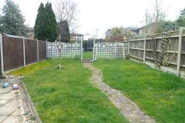  Image of 3 bedroom Detached house to rent in Laurel Road Lowestoft NR33 at Lowestoft, NR33 0NF