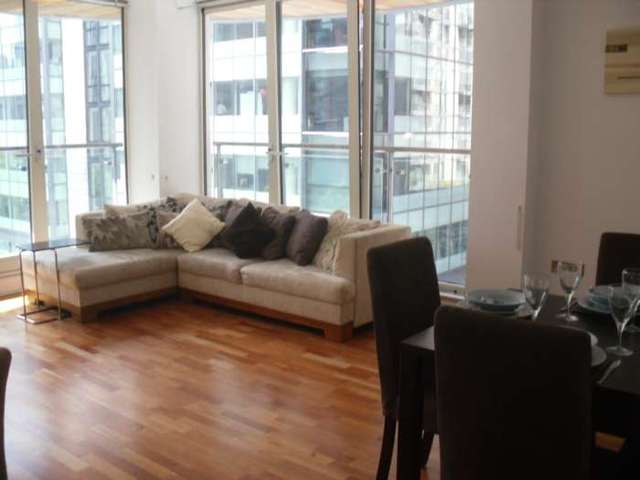  Image of 2 bedroom Apartment to rent in Leftbank Manchester M3 at Leftbank  Manchester, M3 3AG