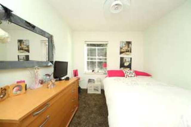  Image of 3 bedroom Mews for sale in Leopold Mews London E9 at South Hackney London South Hackney, E9 7NL