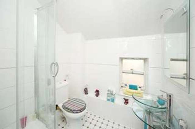  Image of 3 bedroom Mews for sale in Leopold Mews London E9 at South Hackney London South Hackney, E9 7NL